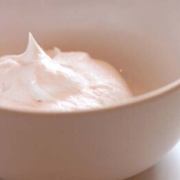 Vanilla Whipped Cream Frosting