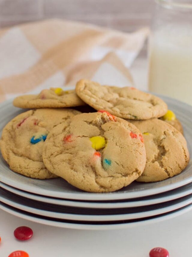 Easy M&M Cookies